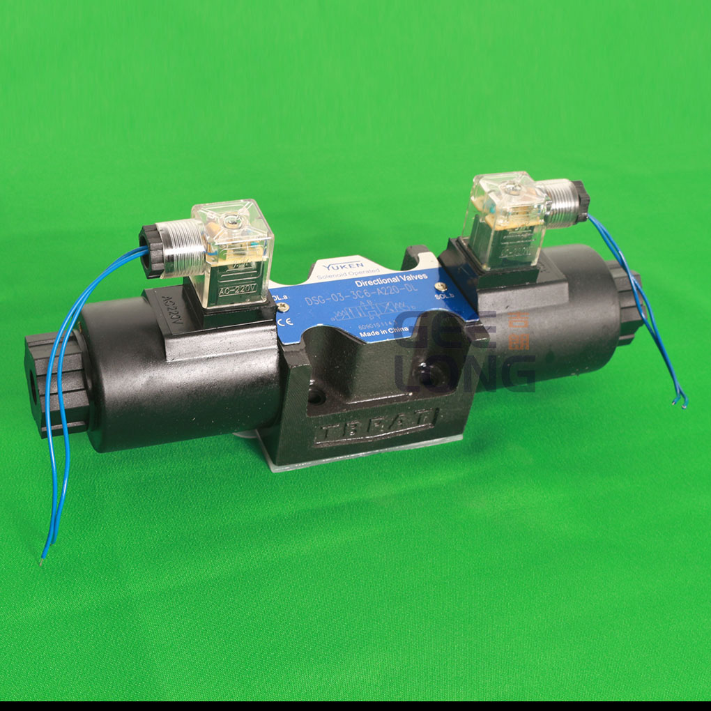 Sonenoid operated directional valves model: DSG-03-3C6-A220-DL