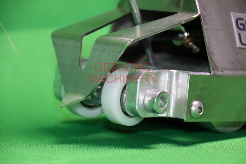 Manual veneer jointing machine