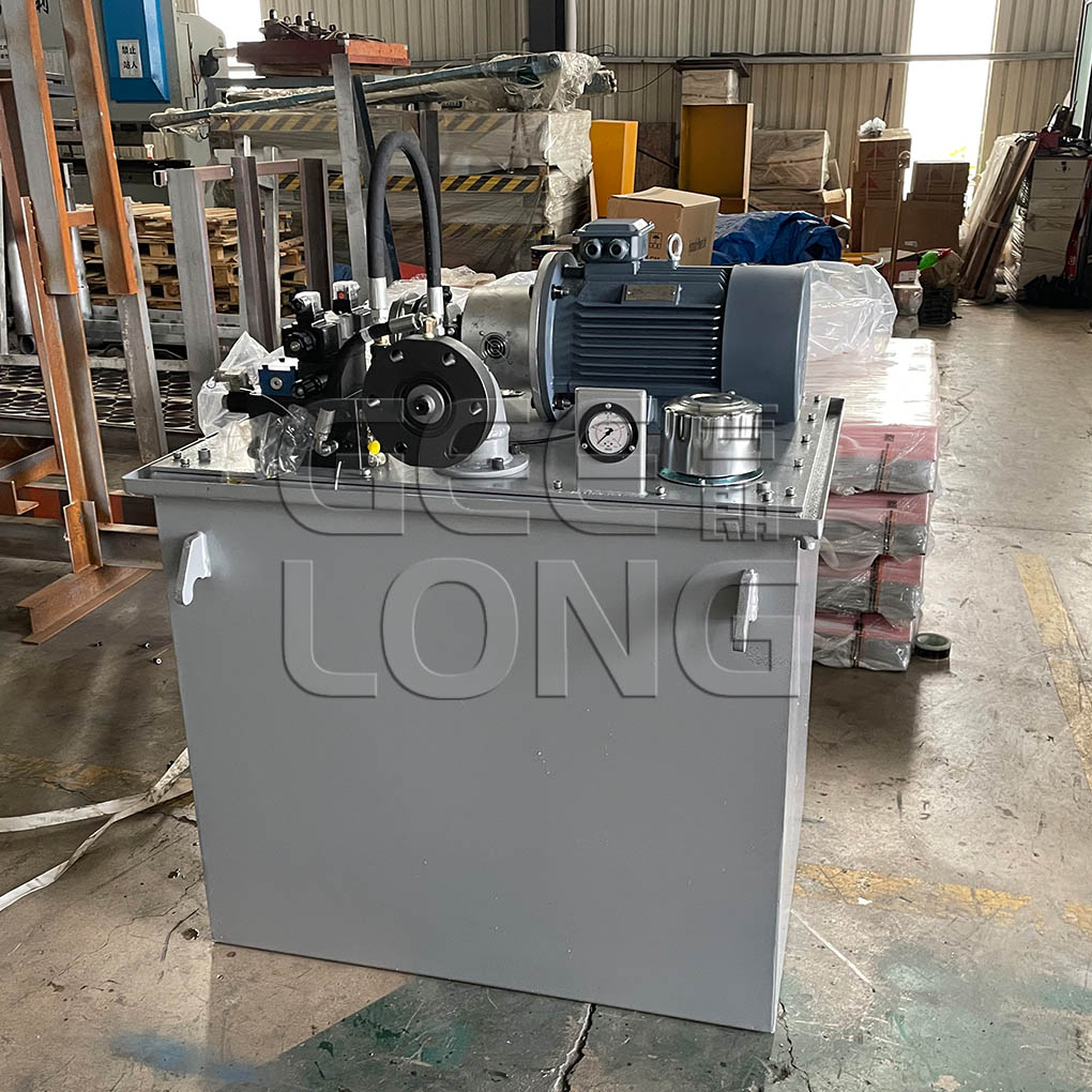 Hydraulic station for plywood cold press machine
