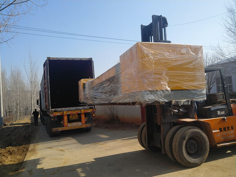 Heli forklifter machine, melamine powder, small log peeling machine exported to Indonesia