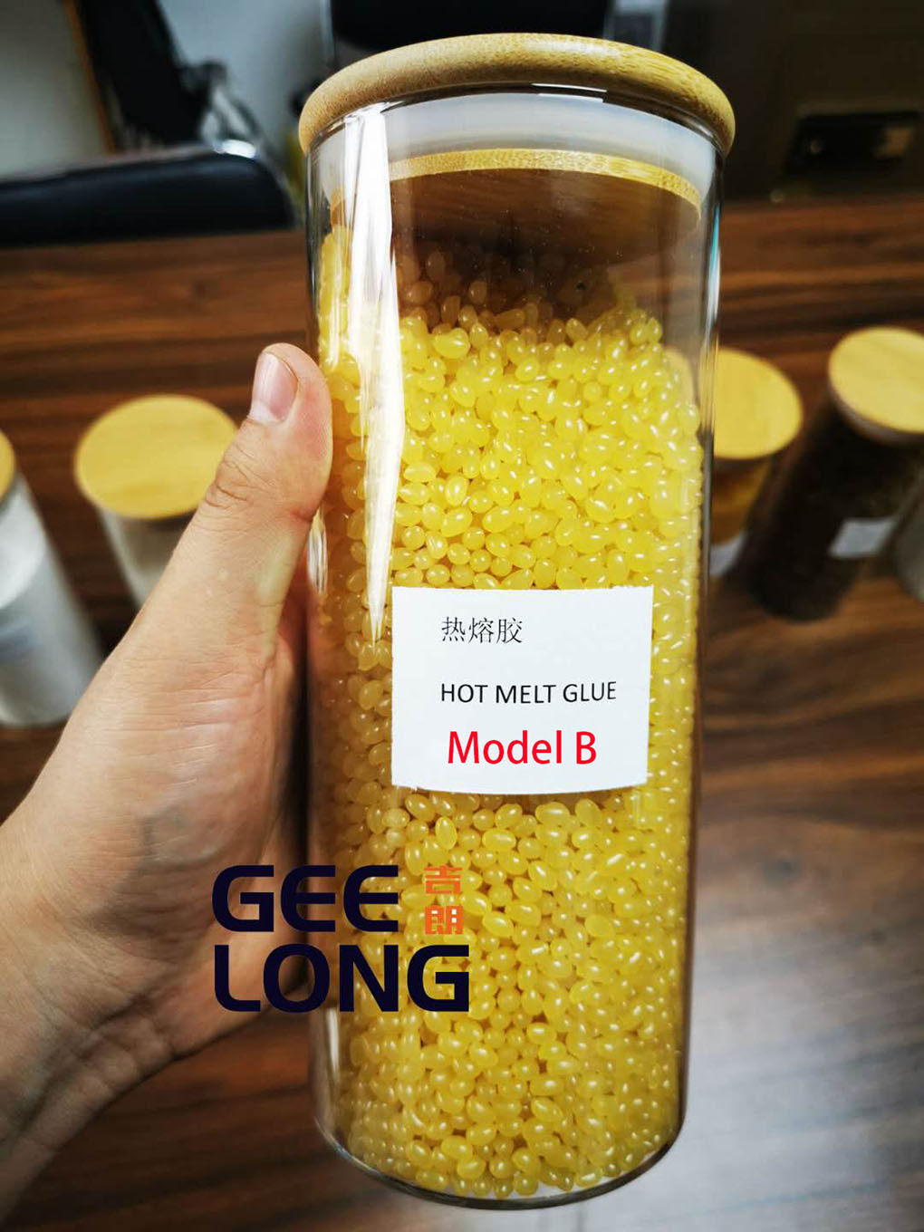 China Hot Melt Glue Granules For Veneer Composer Machine