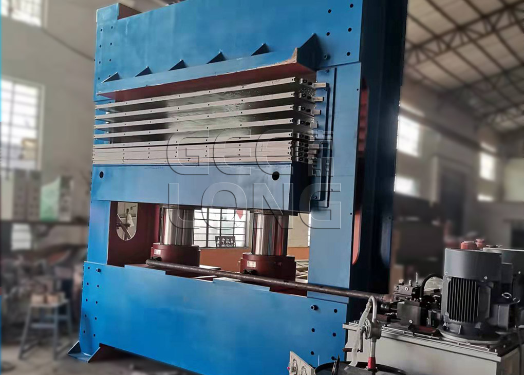 China GEELONG 500T 10 layers plywood hot press machine