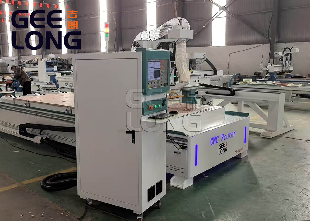 china geelong configurations CNC router with automatic knife blade changing system china geelong configurations CNC router with automatic knife blade changing system