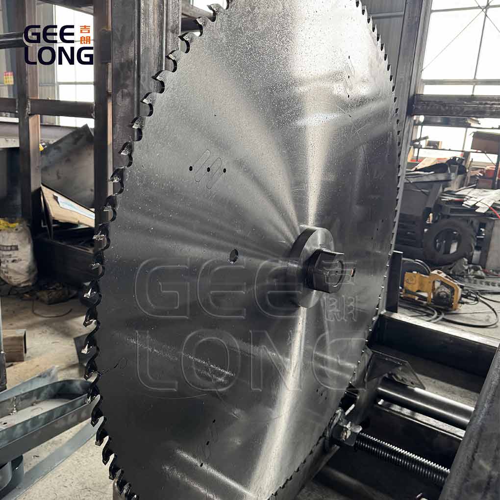 Sawing blade for log cutting work GEELONG