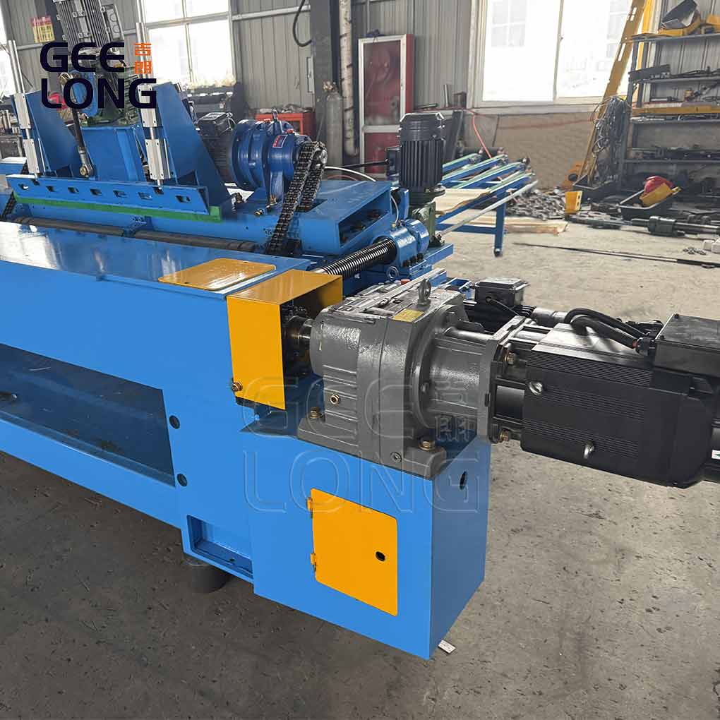 SMALL LOG veneer peeling line GEELONG SMALL LOG veneer peeling line GEELONG