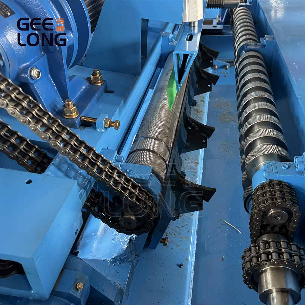 SMALL LOG veneer peeling line GEELONG SMALL LOG veneer peeling line GEELONG