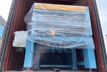 China GEELONG exported 4ft core veneer composer machine