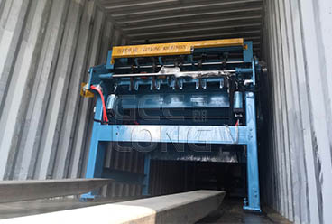 GEELONG exported 8ft pneumatic glue spreader machine and L type veneer finger jointing machine