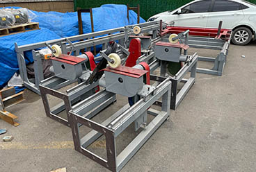 China GEELONG plywood machinery is exported to India